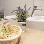 Haidinger's Boutique Domizil *